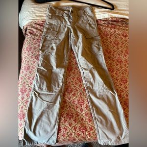 Tan 5.11 Stryke Pant Size: 4